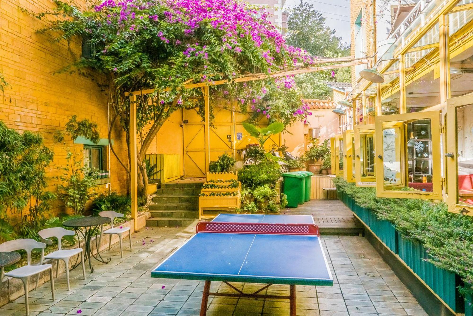 The Cloudland International Youth Hostel Close To The City Center,10 Min Walks To The Subway, Close To The Night Market, Old Street, Green Lake, English-Speaking Service, Free Activity Convenient Payment And Visa Cards Are Accepted Kunming Exterior photo